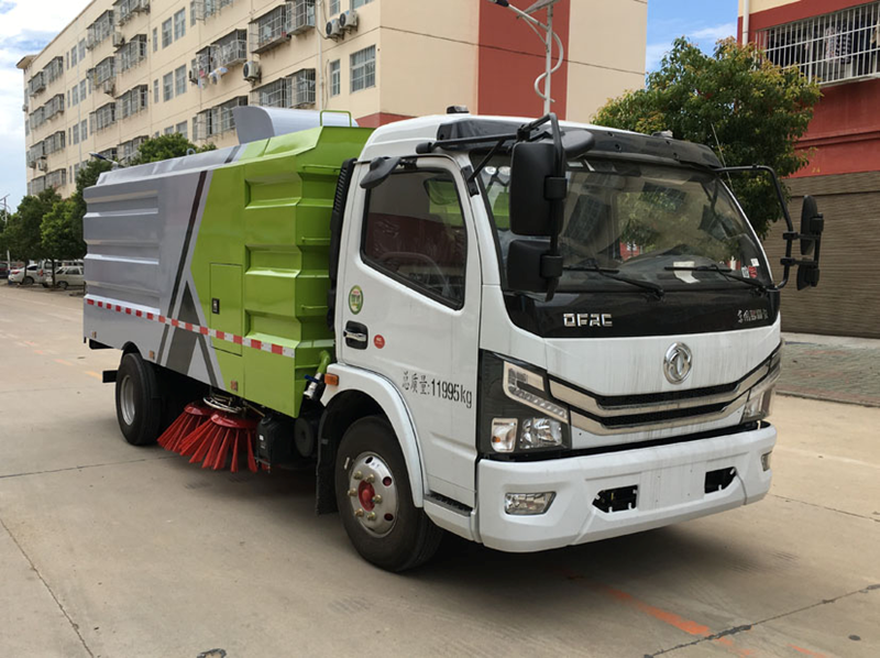 東風(fēng)多利卡D7洗掃車4方水(shuǐ)5方塵