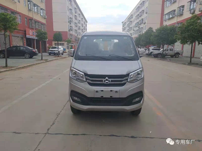 長安汽油3方後雙輪勾臂垃圾車